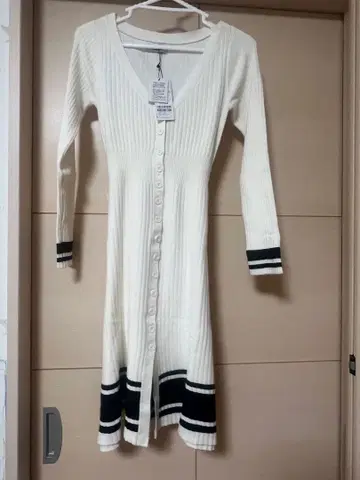 리브 화이트 니트 원피스