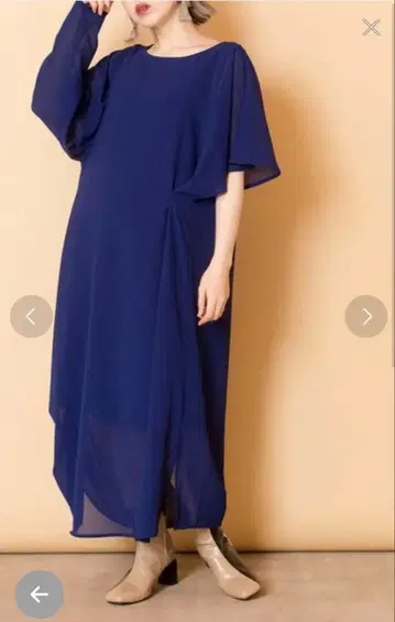 OSMOSIS 비대칭 쉬폰 원피스 네이비