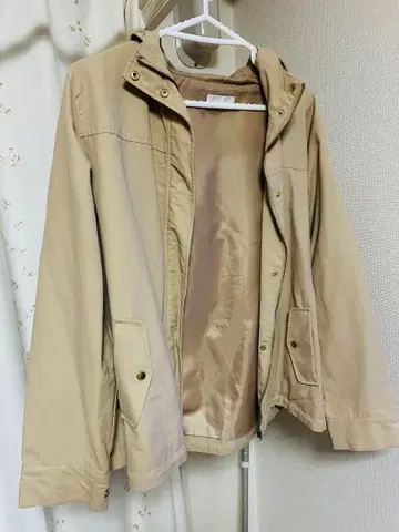베이지 후드 부착 마운틴 후드티 L 사이즈