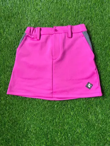 V12의 인기 모델, V122320-SK08 컬러 스커트