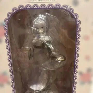 제일복권 B상 에밀리아 피규어 약 15cm