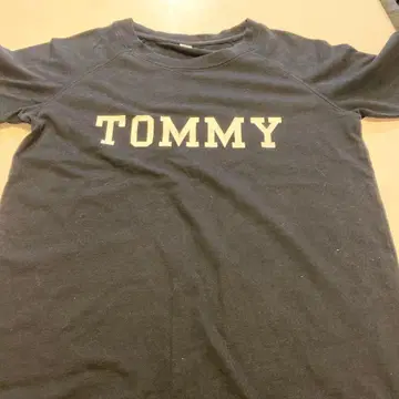 TOMMY 블랙 T셔츠 M 사이즈