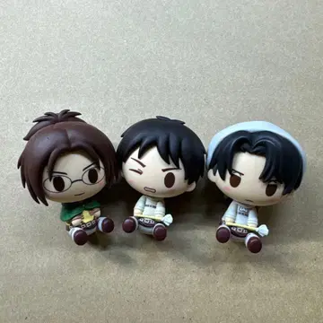 진격의 거인 쵸코놋코 피규어 리바이 엘렌 한지 시크릿