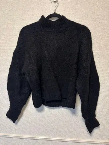 MOUSSY 블랙 터틀넥 스웨터