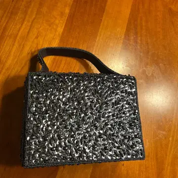 비즈 장식 블랙 박스형 파티 백