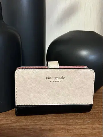 케이트 스페이드 접이식 지갑 베이지와 블랙