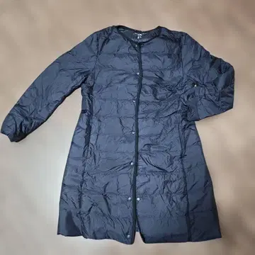 UNIQLO 울트라 라이트 다운 자켓 L 사이즈