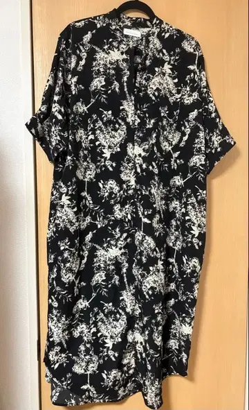 패턴 토르소 꽃무늬 7부 소매 원피스