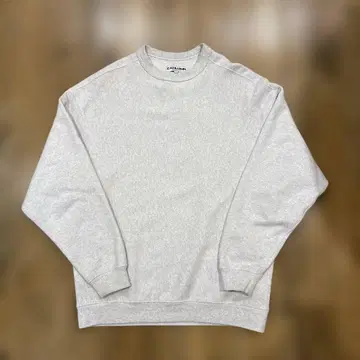 CAHLUMN 카우라무 그레이 맨투맨