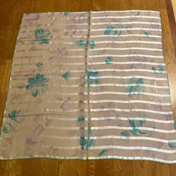 Princess Florence 스트라이프 꽃무늬 스카프 실크 77cm