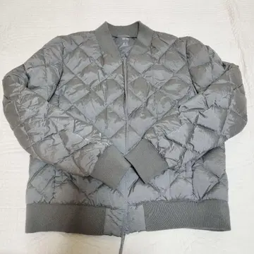 UNIQLO 다이아 퀼트 MA1풍 다운 USED