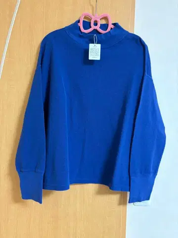 [미사용 새상품] grin 미니 립 더블 모크 풀오버