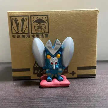 옆집 괴수 발탄 성인 방석에 앉다