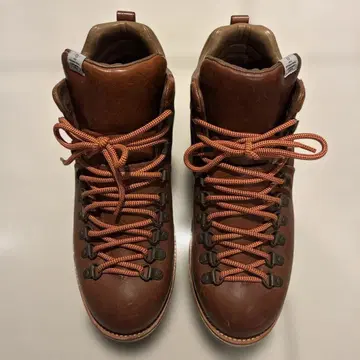 가죽 하이컷 부츠 브라운