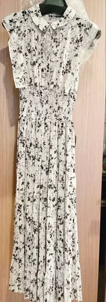 스나이델 원피스 그레이 미사용 새상품