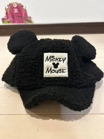 미키마우스 귀 달린 따뜻한 모자