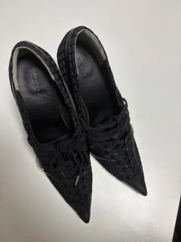 YELLO 스니커즈 펌프스 블랙 M 사이즈