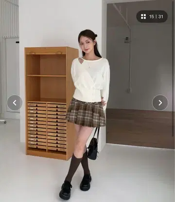 브라운 체크 플리츠 스커트 SMALL