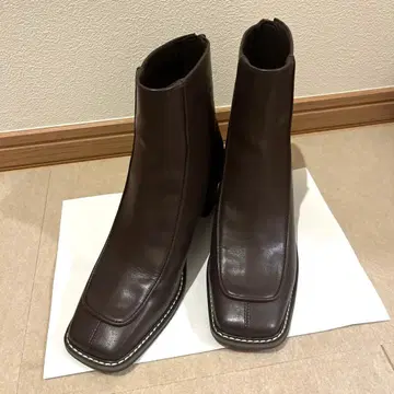 새상품급!! 다크 브라운 숏부츠 사이드 지퍼