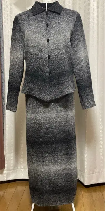 새상품급 Chamois Depo 그라데이션 그레이 니트 셋업