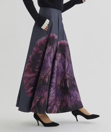 TELMA 아름다운 대형 꽃 롱 스커트 36 미사용 새상품