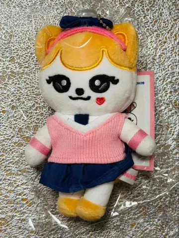 IVE MINIVE 리즈 팝업 스쿨 PLUSH 키링