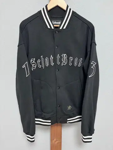 [ 미사용 컨디션 최상 ] Schott 블랙 바시티 자켓