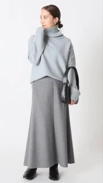 뮤즈 두지엠 클라세 니트 JADE 터틀넥 풀오버