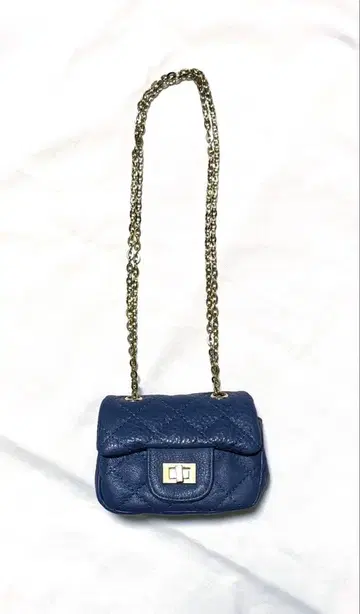 퀼팅 가죽 숄더백