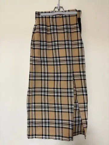 EMODA 체크 무늬 타이트 스커트