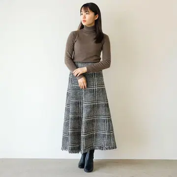 프로즈 베일 체크 롱 스커트 프린지 플레어 허리밴딩 그레이