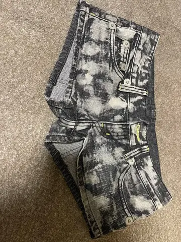 당시 d.i.a. 숏 팬츠