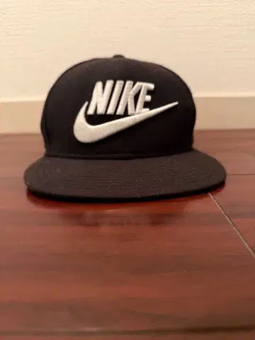 나이키 블랙 스냅백 캡