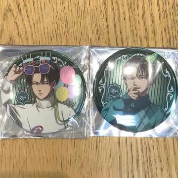 진격의 거인 이케프리 프린스 호텔 캔뱃지 리바이 2종