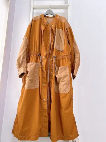 cubesugar 큐브 슈가 브라운 절개 셔츠 원피스