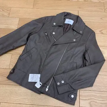 EMODA 그레이 가죽 라이더 자켓