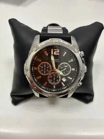 GUESS 크로노그래프 손목시계