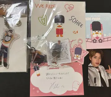 riize 소희 아크릴 키링 미니 아크릴 스탠드 씰 카페