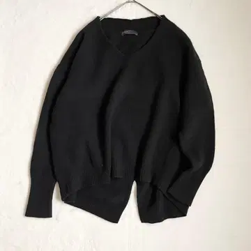 노블 울 캐시미어 니트 V넥 미들 게이지 루즈핏 블랙
