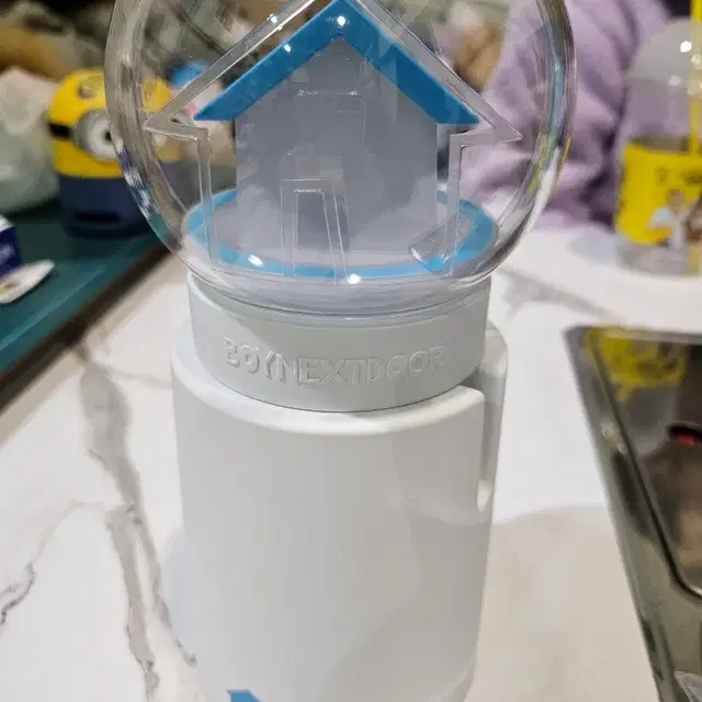 보이넥스트도어 공식 응원봉