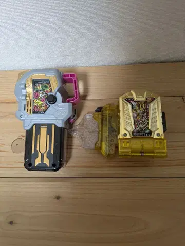 DX 하이퍼 무테키 가샤트와 맥시멈 마이티 X 가샤트 세트!