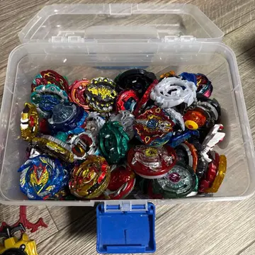 베이블레이드 세트 투명 케이스 포함