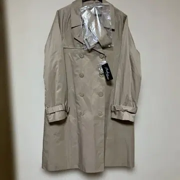 베이지 트렌치코트 탈부착 라이너 포함