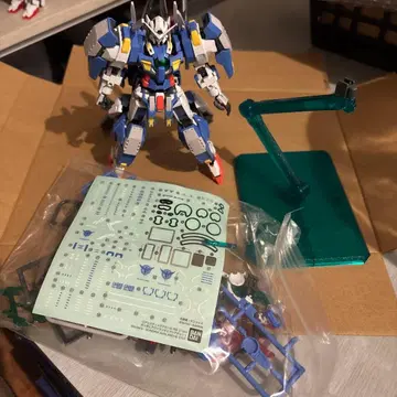 RG(리얼 그레이드) 아발란체 엑시아 돌진