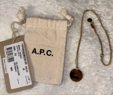 A.P.C. 코인 목걸이 골드