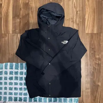THE NORTH FACE Mountain Light Jacket