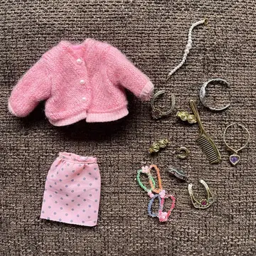 타카라 바비 제니 의류와 액세서리