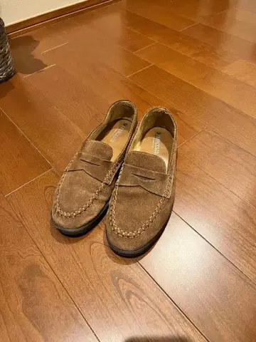 브라운 스웨이드 로퍼