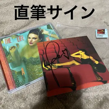 테일러 스위프트 THE LIFE OF A SHOWGIRL 친필 사인 CD
