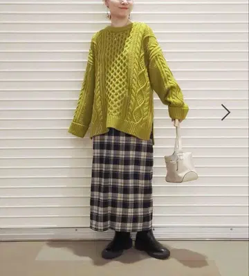 [ 새상품 ] 글로벌 워크 컬러 케이블 튜닉 피스타치오 FREE 사이즈